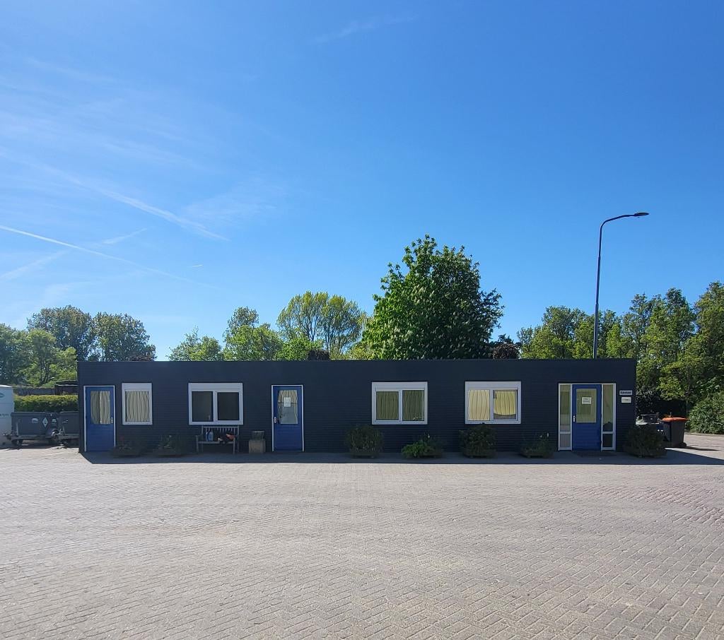 Kantoot units, 125 m², Koop, Bedrijfsruimte