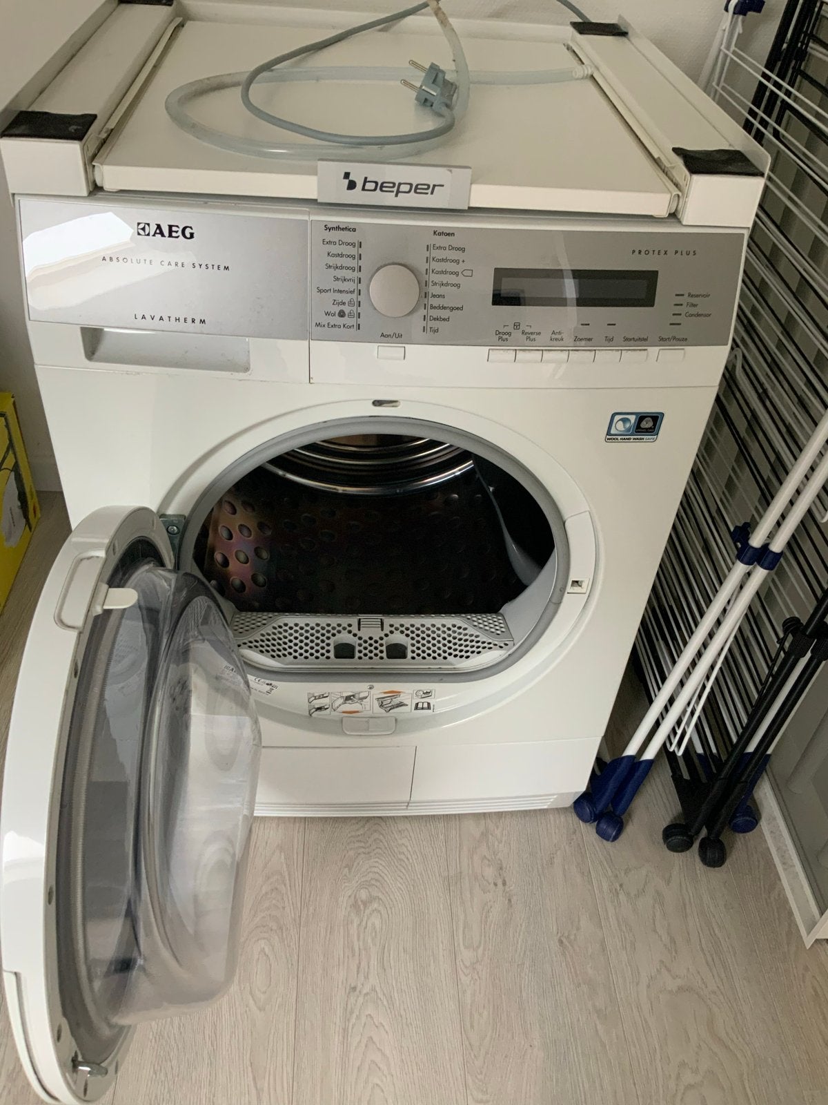 AEG Lavatherm Protex Plus Wasdroger, 6 tot 8 kg, Gebruikt, Ophalen of Verzenden, Voorlader