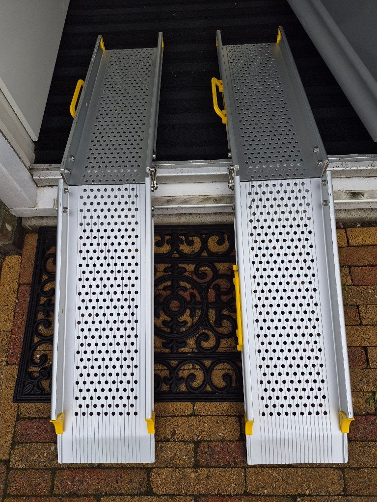 Datona aluminium oprijplaat inklapbaar - 120 cm (2 stuks), Ophalen, Zo goed als nieuw