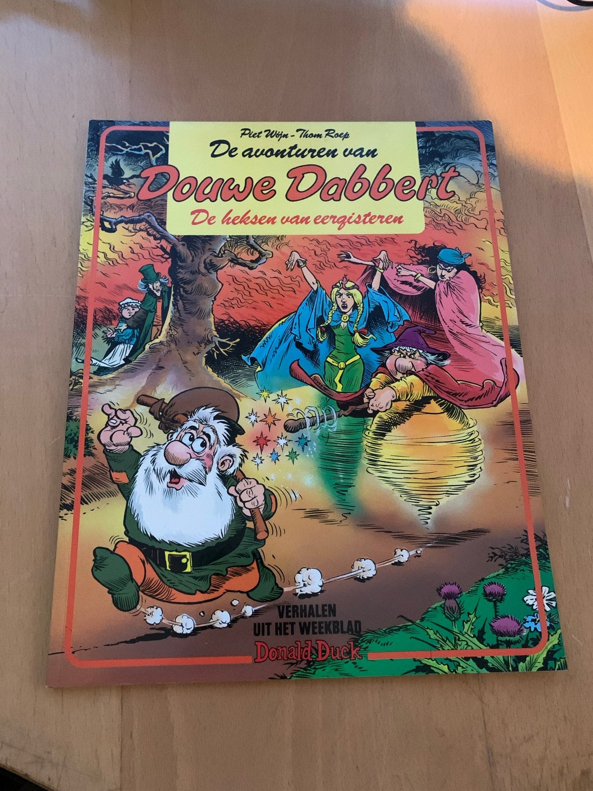 Douwe Dabbert - De heksen van eergisteren (Donald Duck), Eén stripboek, Ophalen of Verzenden, Gelezen