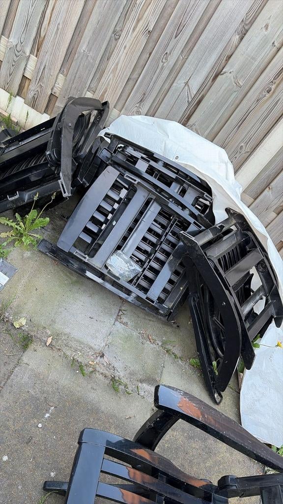 6 zwarte tuinstoelen, Ophalen, Gebruikt, Kunststof