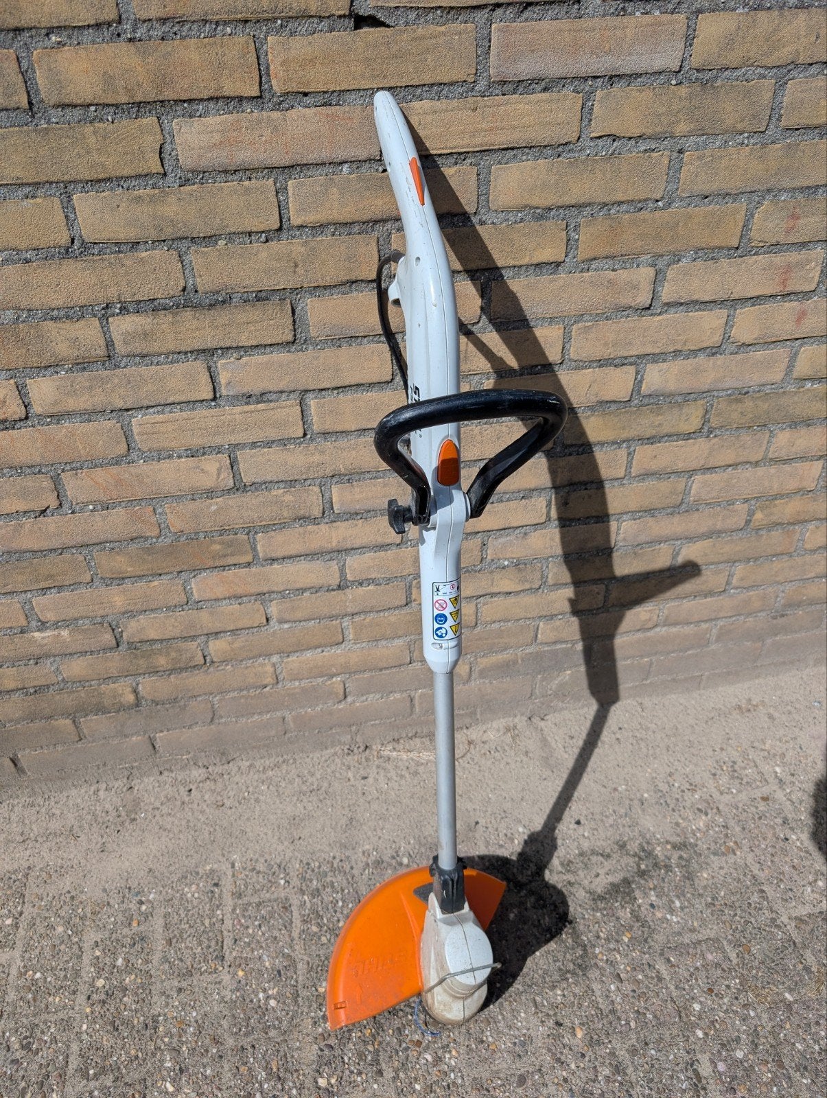 Stihl FSE 52 elektrische grastrimmer, Cirkelmaaier, Stihl, Gebruikt, Elektrische grasmaaier
