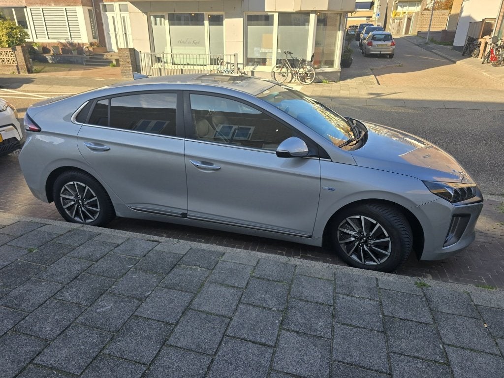 Hyundai IONIQ Electric Premium, leder, warmtepomp, garantie, Auto's, 375 min, Elektrisch, IONIQ, Particulier
