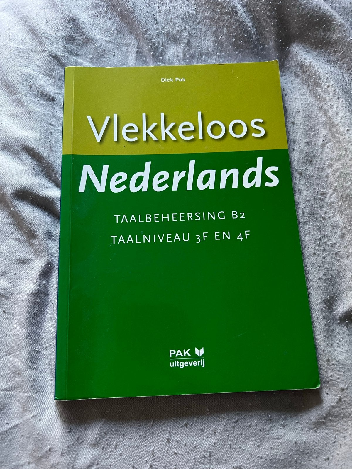 Vlekkeloos Nederlands - Taalbeheersing B2, Boeken, Ophalen of Verzenden, Zo goed als nieuw, Non-fictie