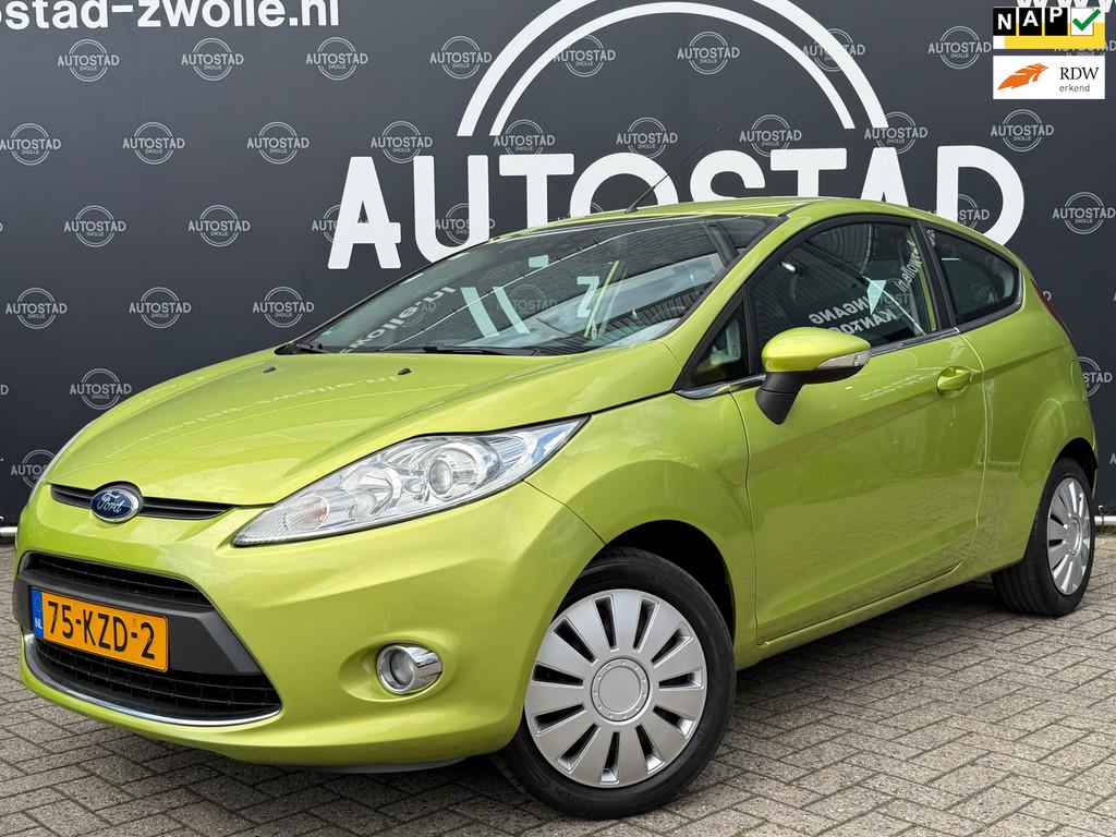 Ford Fiesta 1.25 Titanium NL-Auto / 2e Eigenaar / NAP / APK, Auto's, Ford, Bedrijf, Te koop, Fiësta, ABS, Airbags, Airconditioning