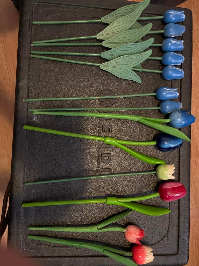 Houten Tulpen - Decoratieve Kunstbloemen, Ophalen, Zo goed als nieuw, Overige typen