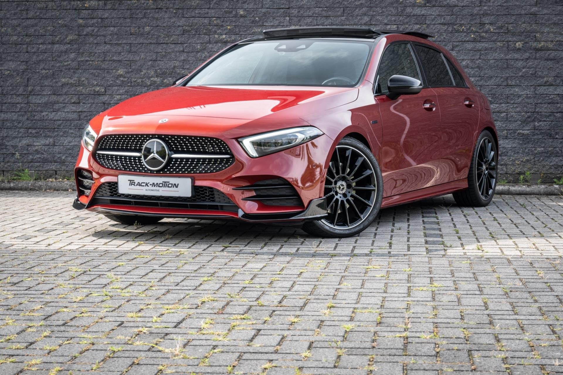 Mercedes-Benz A-klasse 250 e Business Solution AMG Limited P, Auto's, Mercedes-Benz, Dealer onderhouden, Gebruikt, 4 cilinders