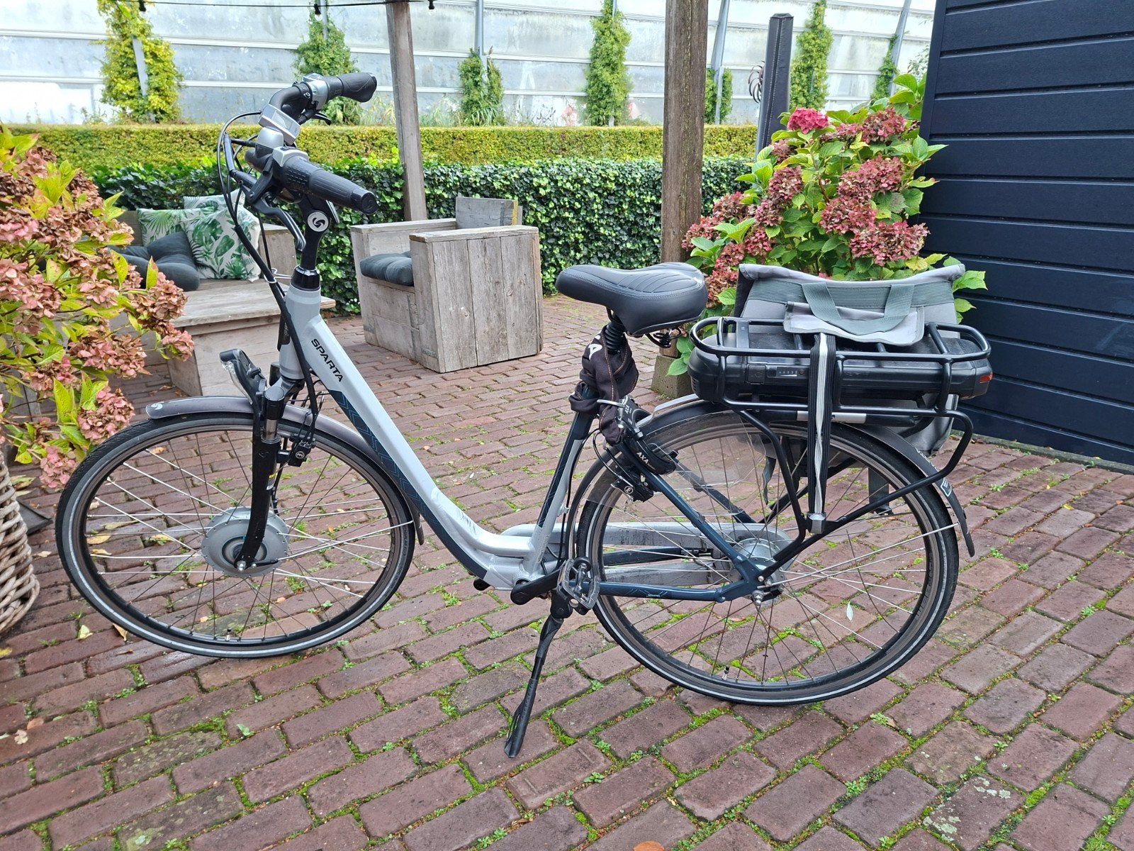 Sparta F8E E-bike - 48cm frame, 500Wh accu, zilver/blauw, Ophalen, Sparta, Gebruikt, 47 tot 51 cm