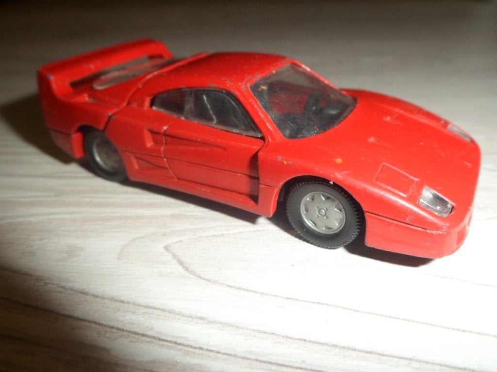 Siku 1075 - Ferrari F40 [rood] 1/55, Ophalen of Verzenden, Gebruikt, Auto