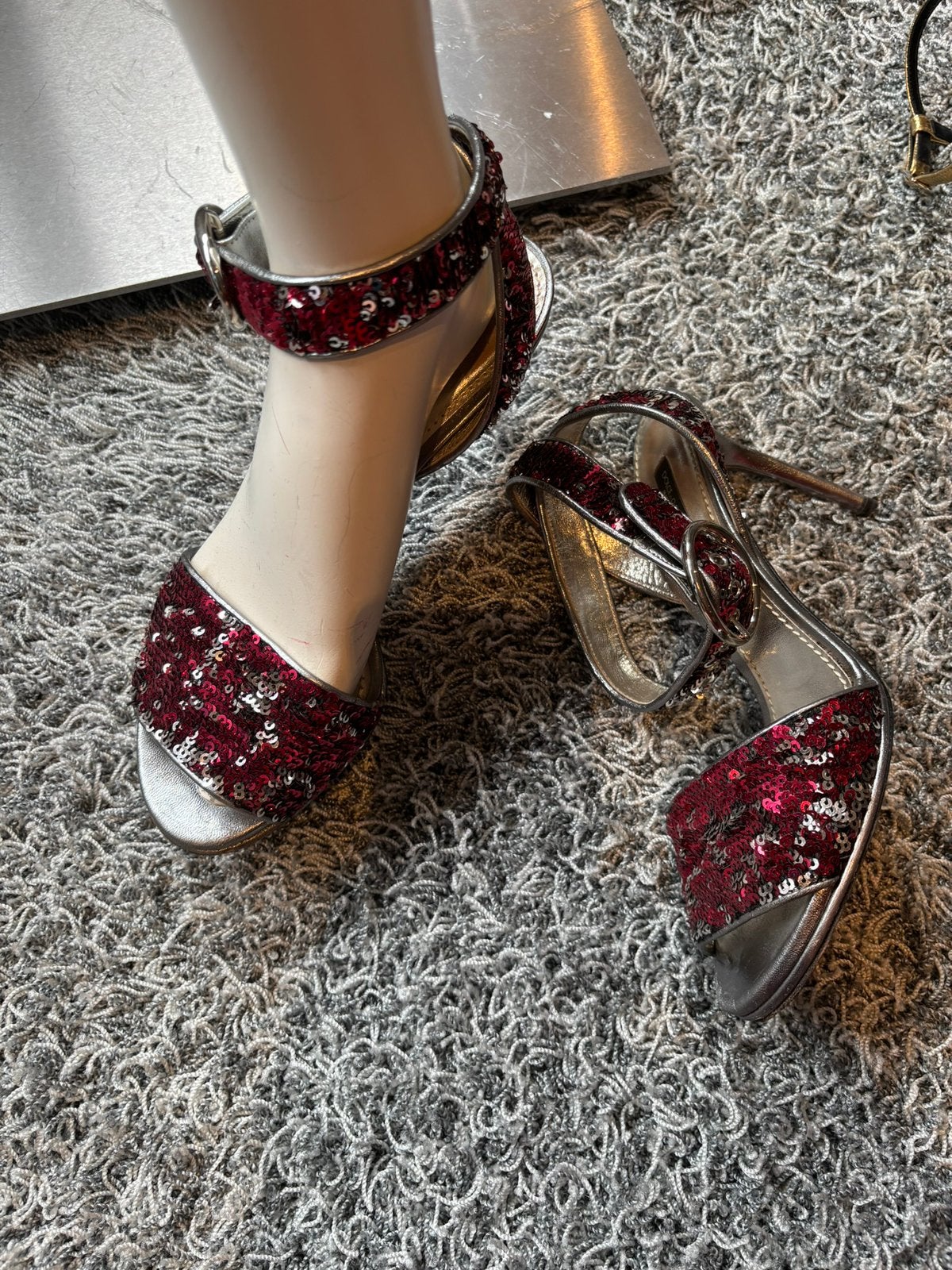 Dolce&gabanna sandalen met 2 kleuren paiettten maat 39, Dolce & Gabbana, ., Zo goed als nieuw, .