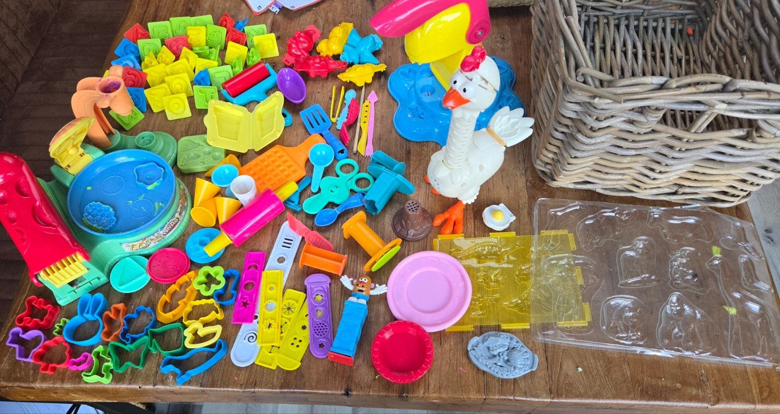 Grote Set Klei Benodigdheden. Playboy, Vormpjes, Kip, Letter, Ophalen of Verzenden, Gebruikt, Knutselen