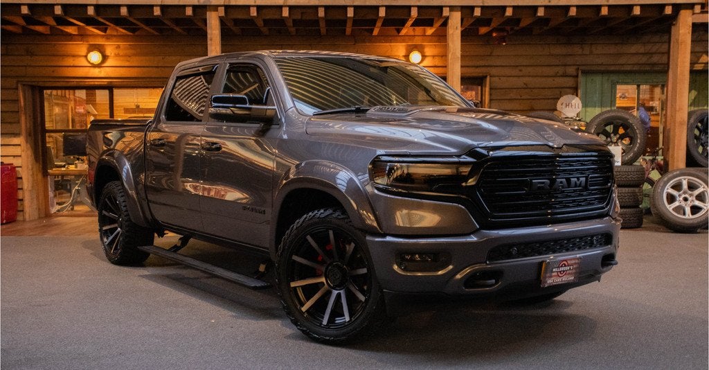 Dodge Ram 1500 5.7 V8 Limited Widebody Dealer onderhouden, L, Auto's, Automaat, Gebruikt, 5654 cc, 402 pk