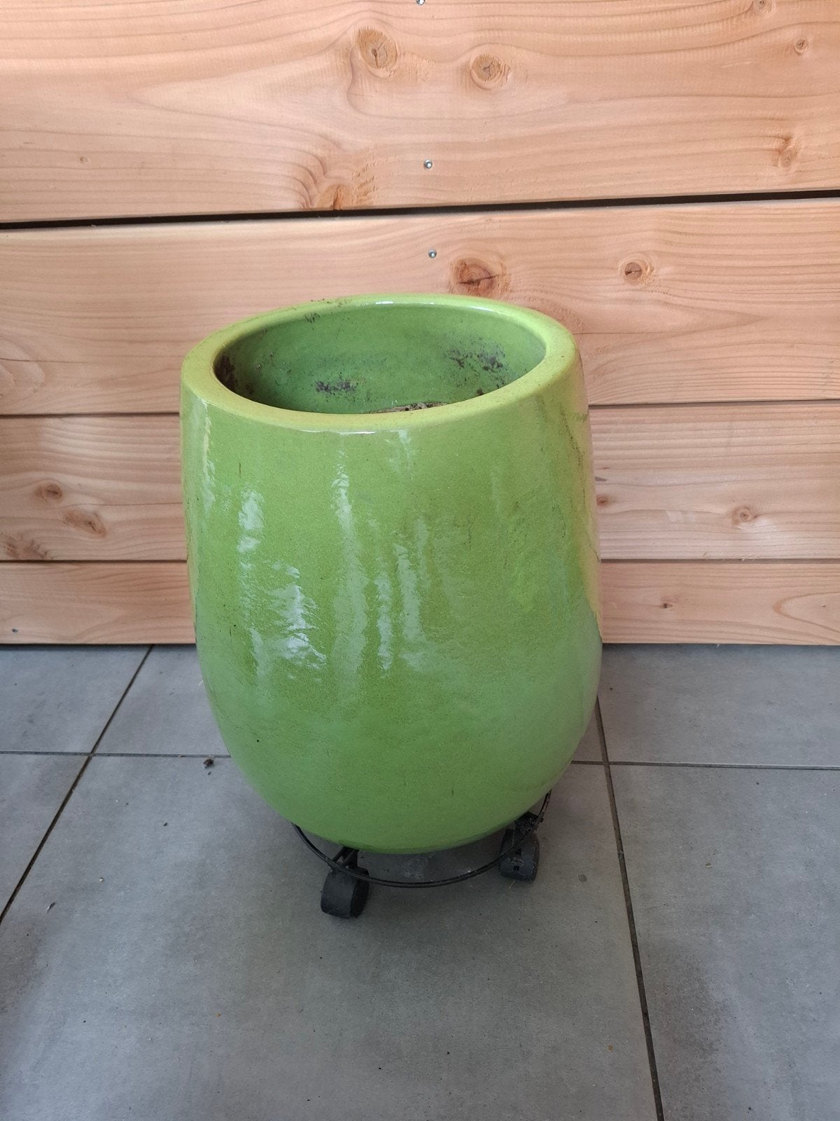 Grote groene bloempot voor binnen of buiten, Tuin en Terras, Gebruikt, Rond, Balkon, Aardewerk