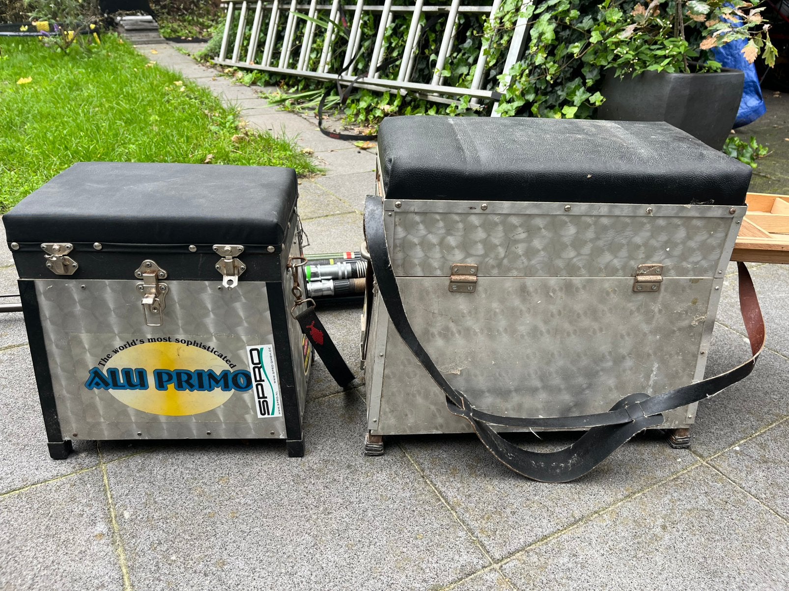 Hengels, viskoffere en heel veel accessoires, Watersport en Boten, Ophalen, Gebruikt