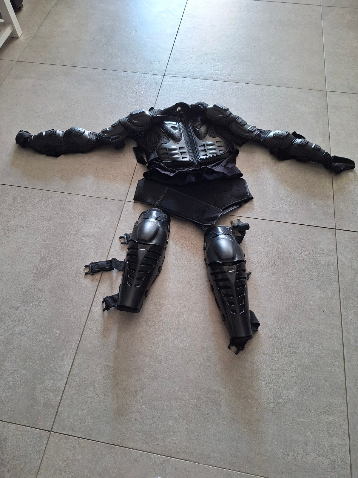 Body protector, Ophalen, Zo goed als nieuw, 24 inch of meer