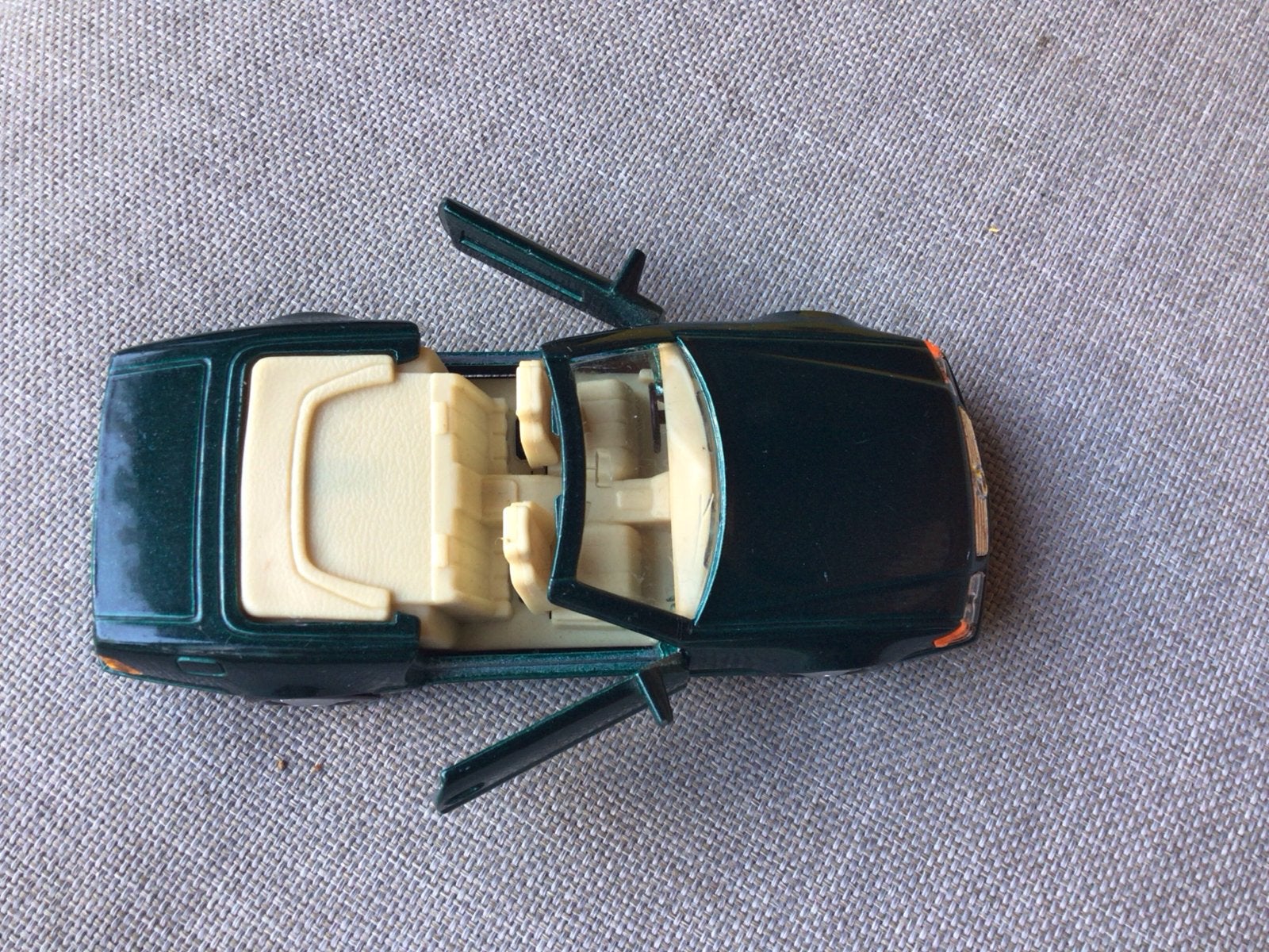 Majorette Shell Mercedes Benz 500SL Schaal 1/40, Ophalen of Verzenden, Gebruikt
