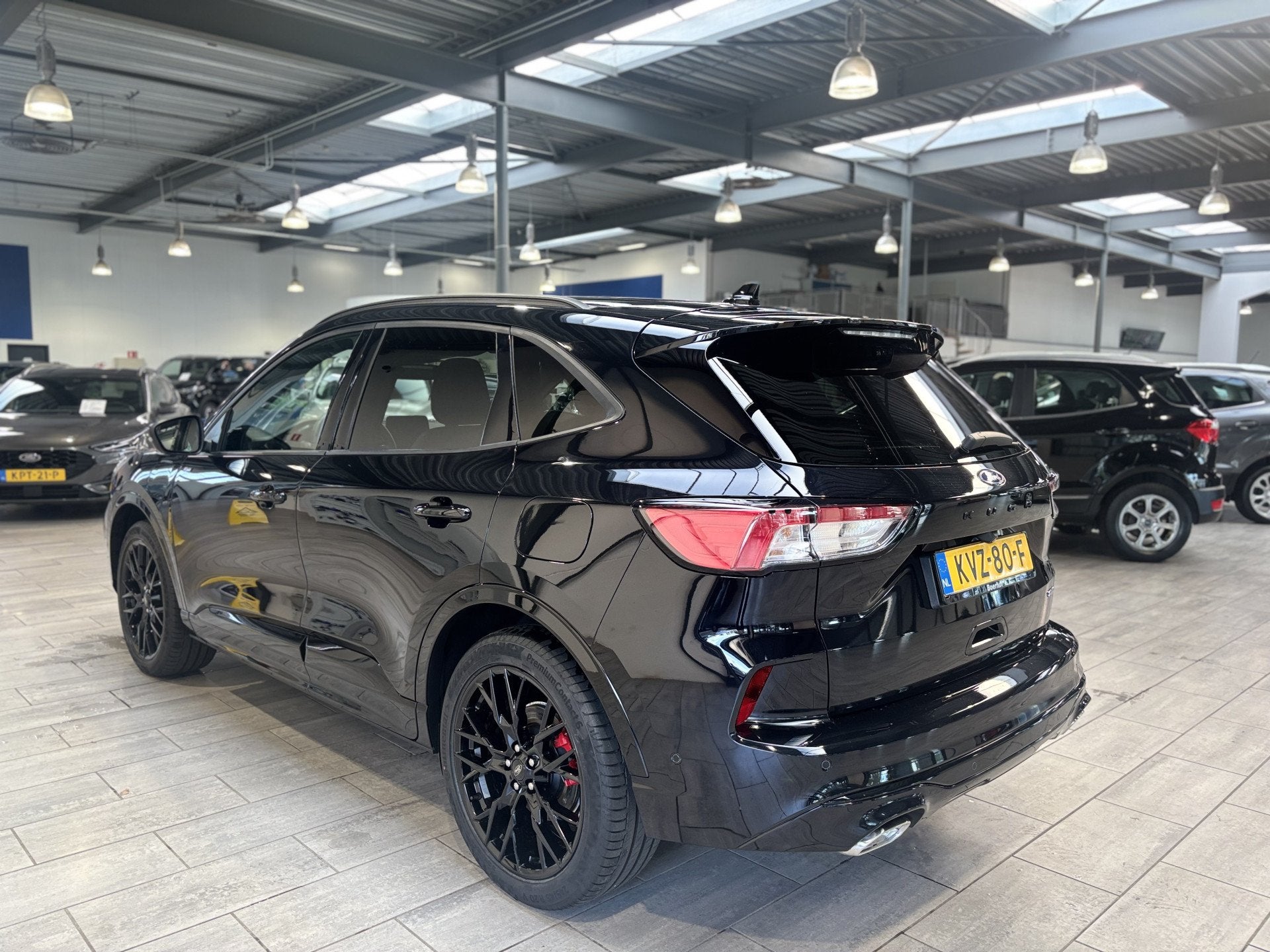 Foto 3 van Ford Kuga 2.5 PHEV ST-Line X | Trekhaak | Winter Pack | 20"