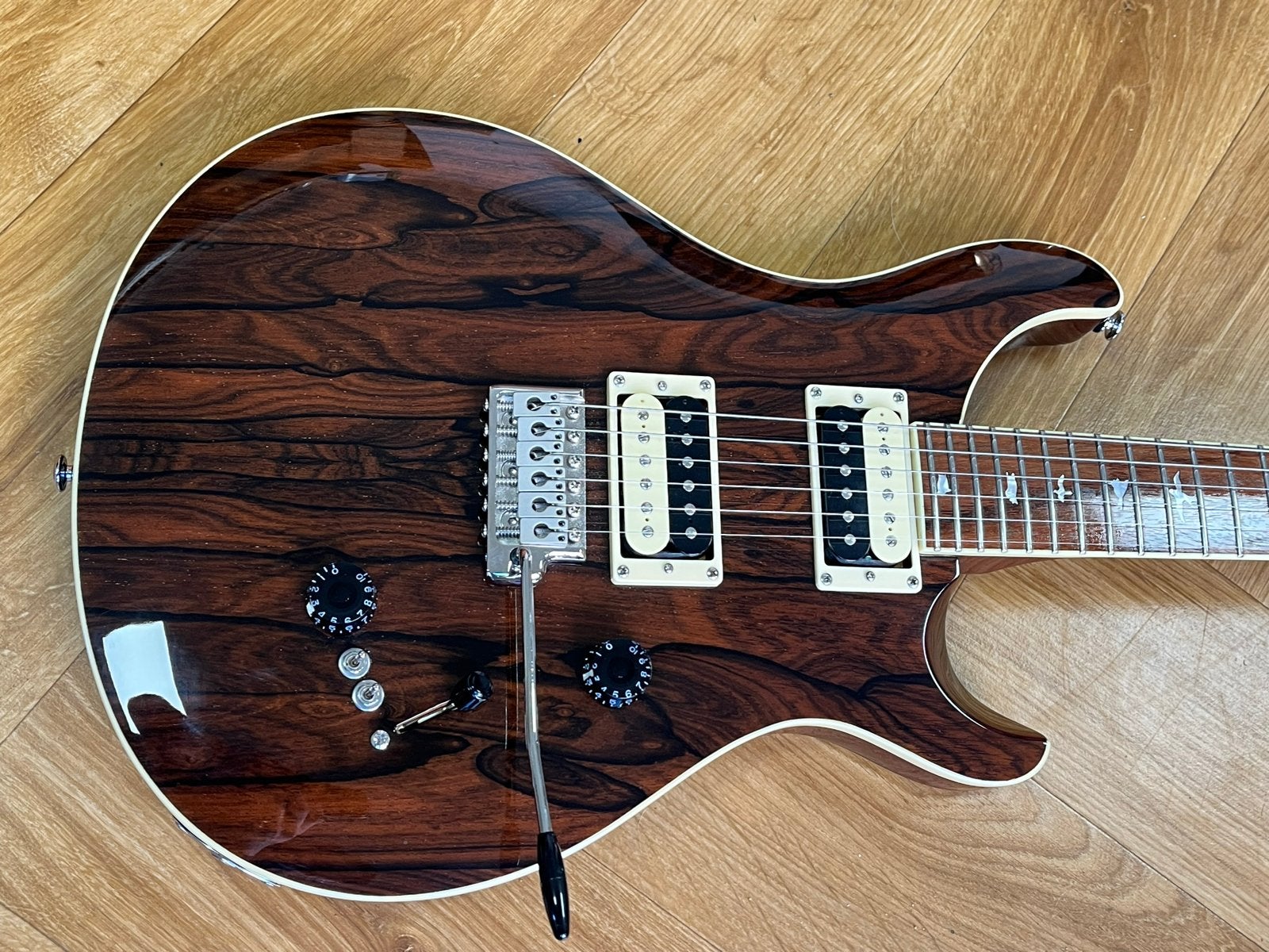 PRS SE Custom 24 elektrische gitaar - Zo goed als nieuw, Ophalen of Verzenden, Zo goed als nieuw, Solid body, Paul Reed Smith