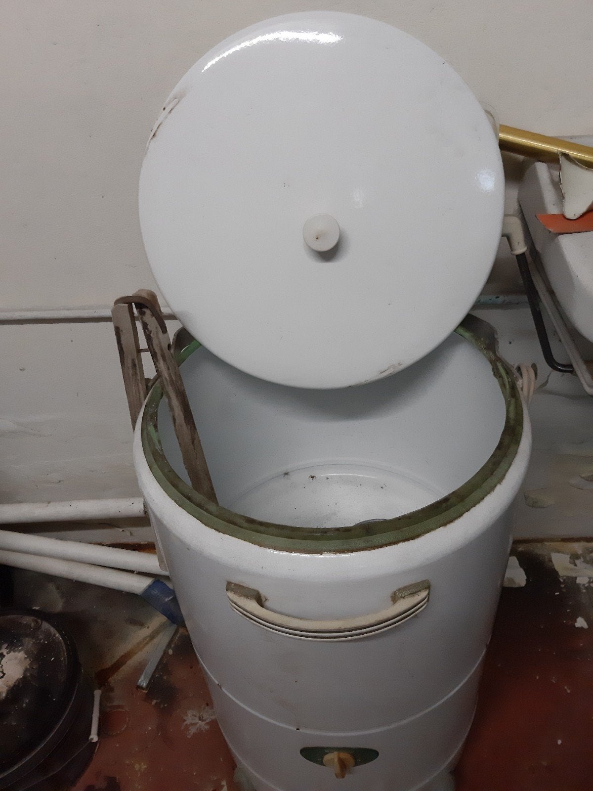 Zeer oude wasmachine met wringer en toebehoren, Minder dan 4 kg, Bovenlader, Ophalen of Verzenden, 85 tot 90 cm