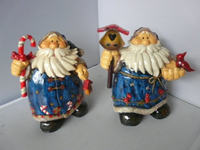 Mannen in het blauw, hoog 21cm , breedt 15cm foto's, Verzamelen, Beelden en Beeldjes, Ophalen of Verzenden, Zo goed als nieuw
