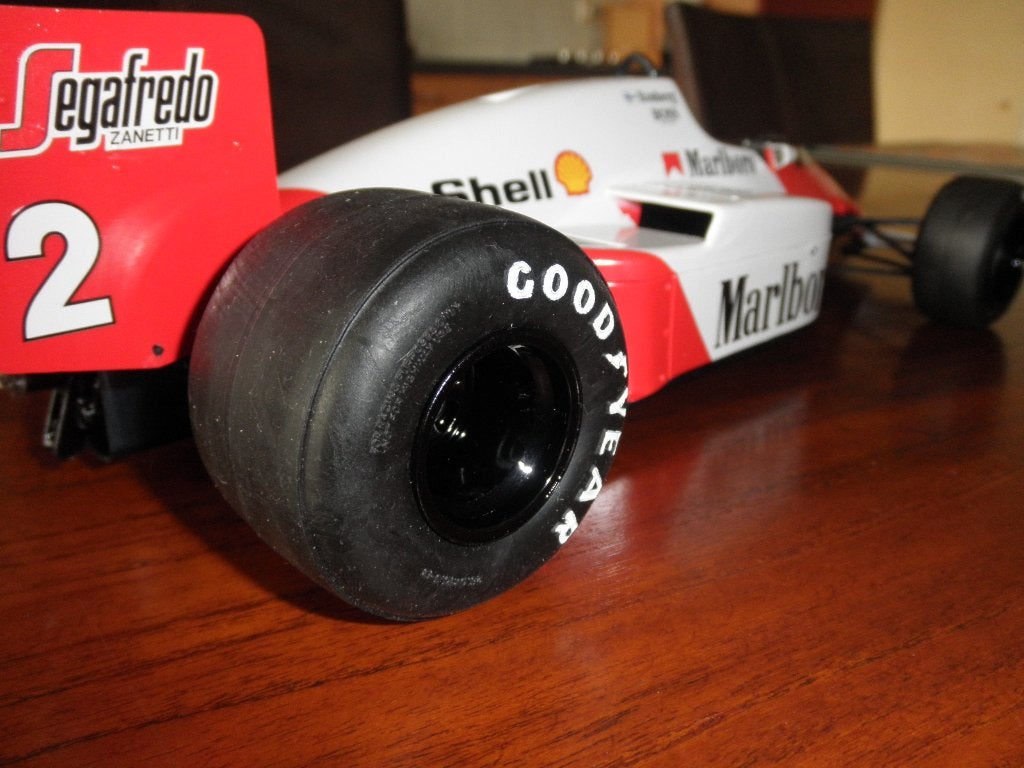 Foto 7 van Formule 1 cars schaal 1:12