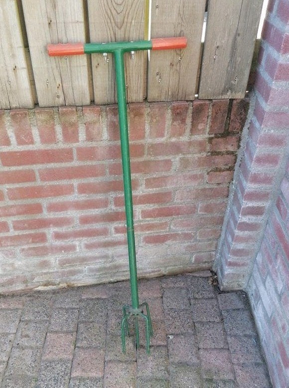 Handige Tuinwoeler voor Losmaken Grond - Gebruikt, Ophalen, Gebruikt, Cultivator
