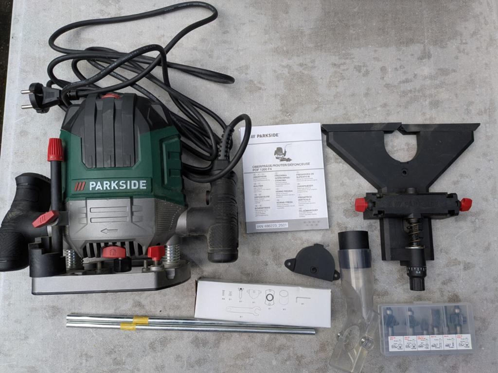 Parkside 1200W bovenfrees, Ophalen of Verzenden, Zo goed als nieuw, Elektrisch, Bovenfrees