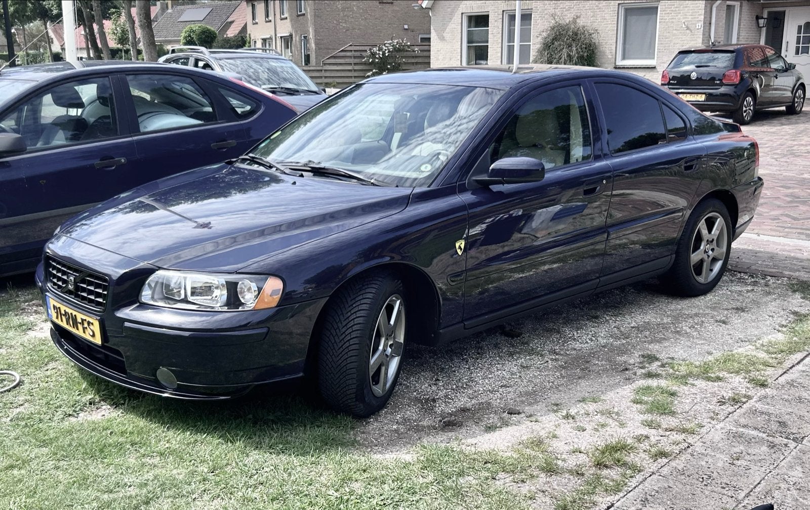 Volvo S60 2.4 140PK AUT 2005 Blauw, Auto's, Volvo, Beige, Blauw, S60, 75 €/maand