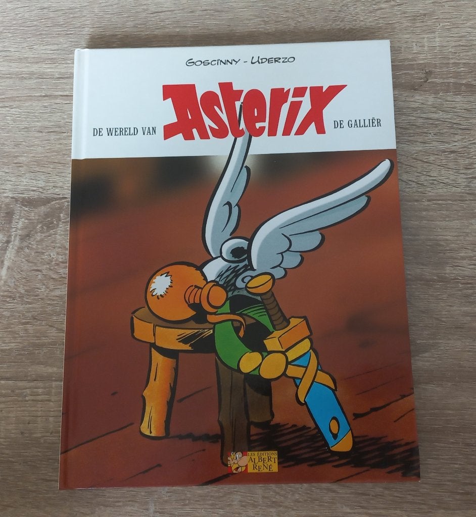 De Wereld van Asterix de Galliër (Hardcover), Boeken, Eén stripboek, Ophalen of Verzenden, Zo goed als nieuw, Goscinny & Uderzo