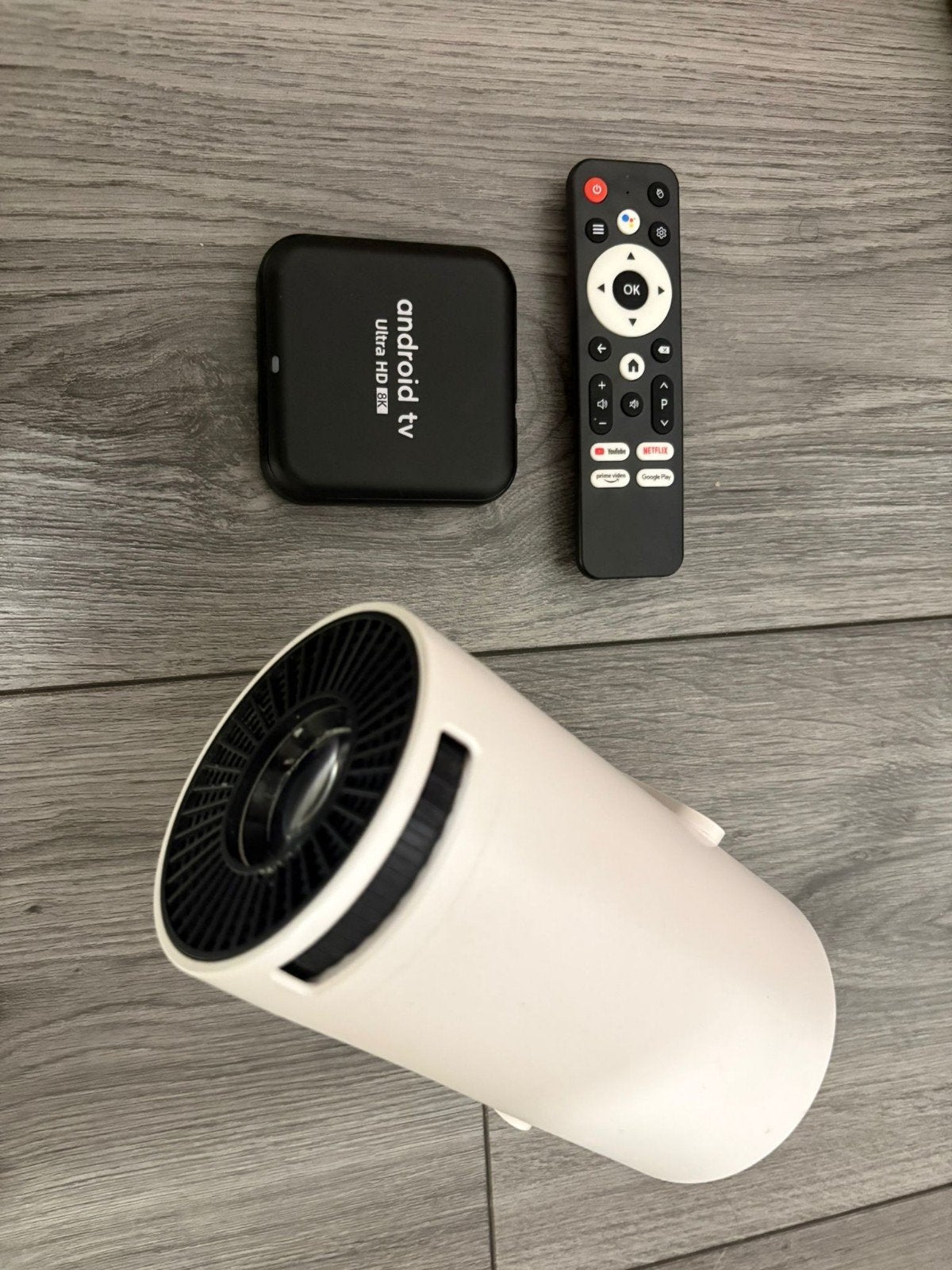 LED Beamer / Projector + Android TV Box Set, Ophalen of Verzenden, Gebruikt, Overige merken