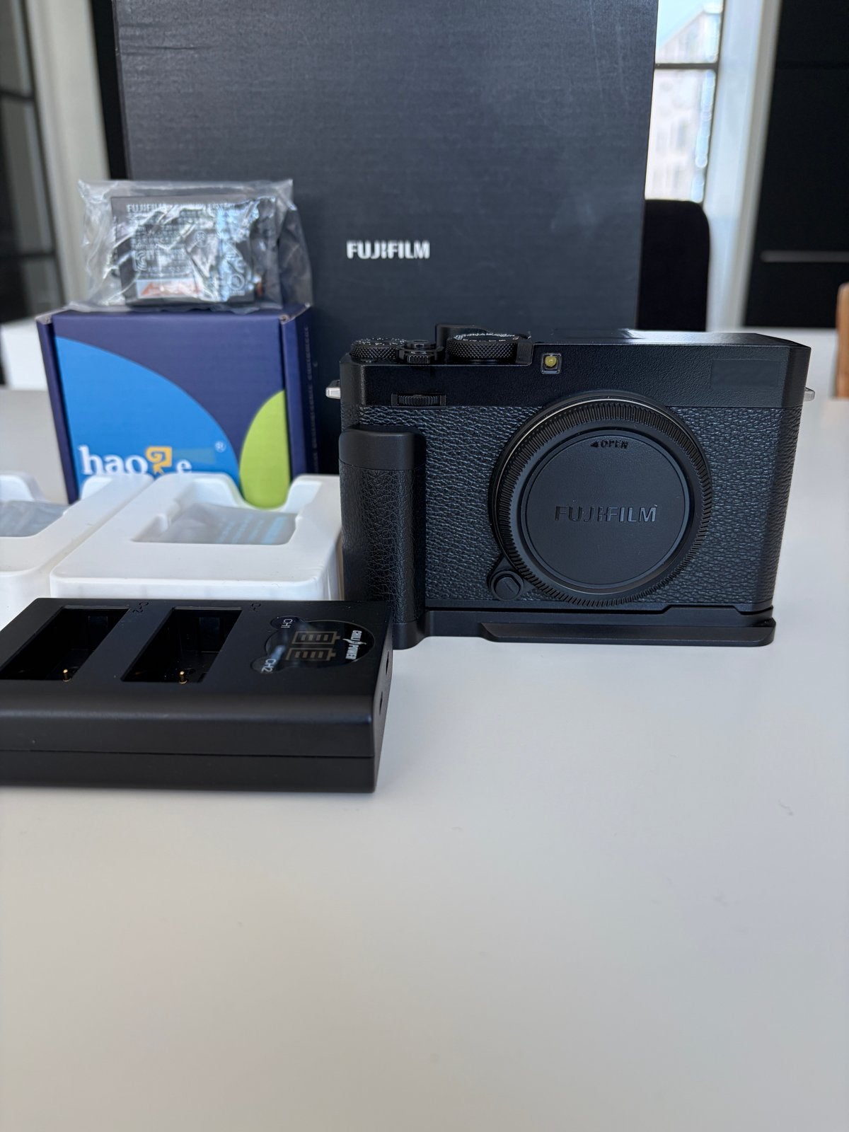Fujifilm X-E4 Systeemcamera met extra's, Ophalen of Verzenden, Zo goed als nieuw, Fujifilm, Accu
