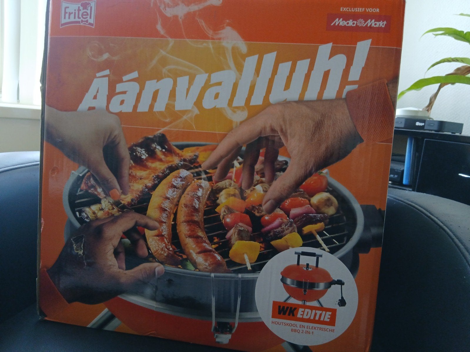 Fritel WK Editie BBQ 2-in-1 Houtskool & Elektrisch, Ophalen of Verzenden, Nieuw, Fritel