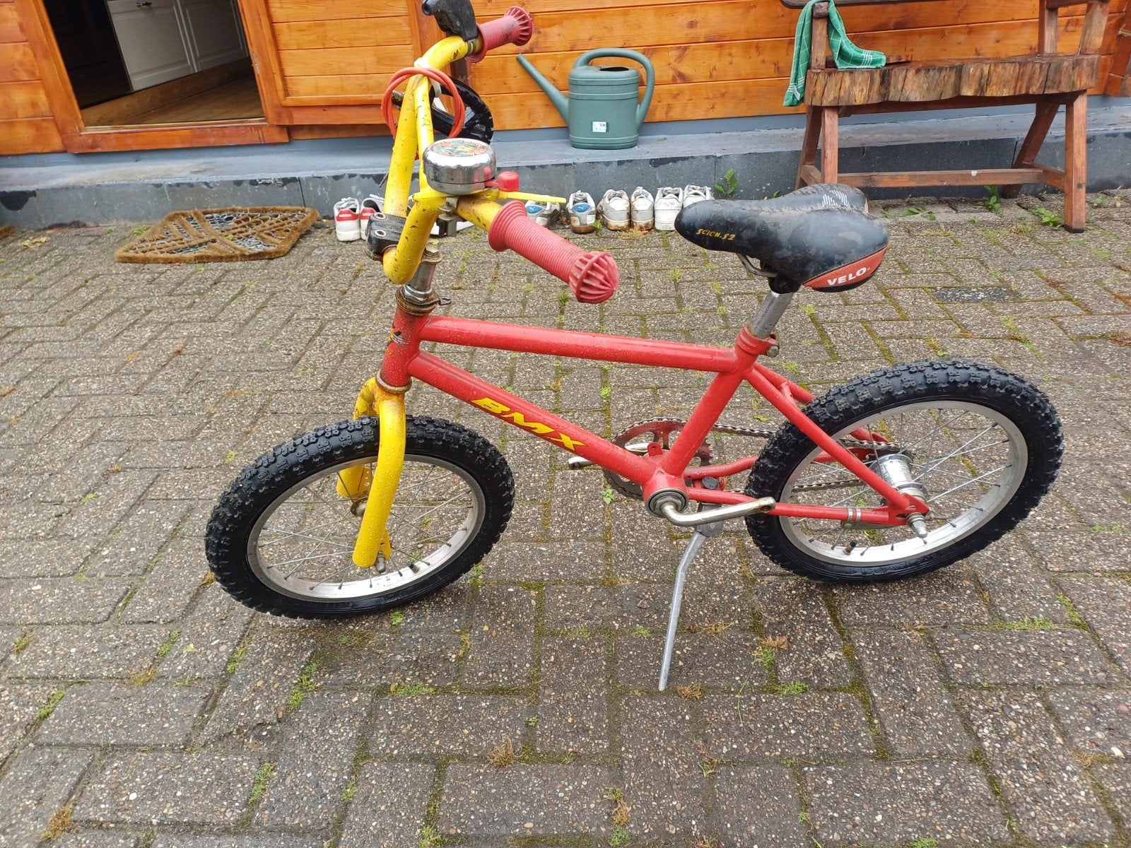 BMX Kinderfiets Rood - Gebruikt, Fietsen en Brommers, Fietsen | Crossfietsen en BMX, Ophalen, Staal, Terugtraprem, BMX
