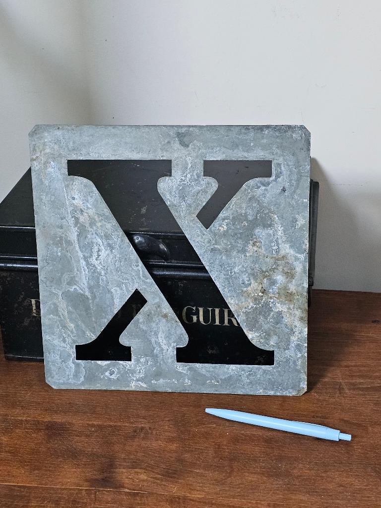 Groot oud zinken lettersjabloon alfabet LETTER 'X' 26X26cm, Ophalen of Verzenden