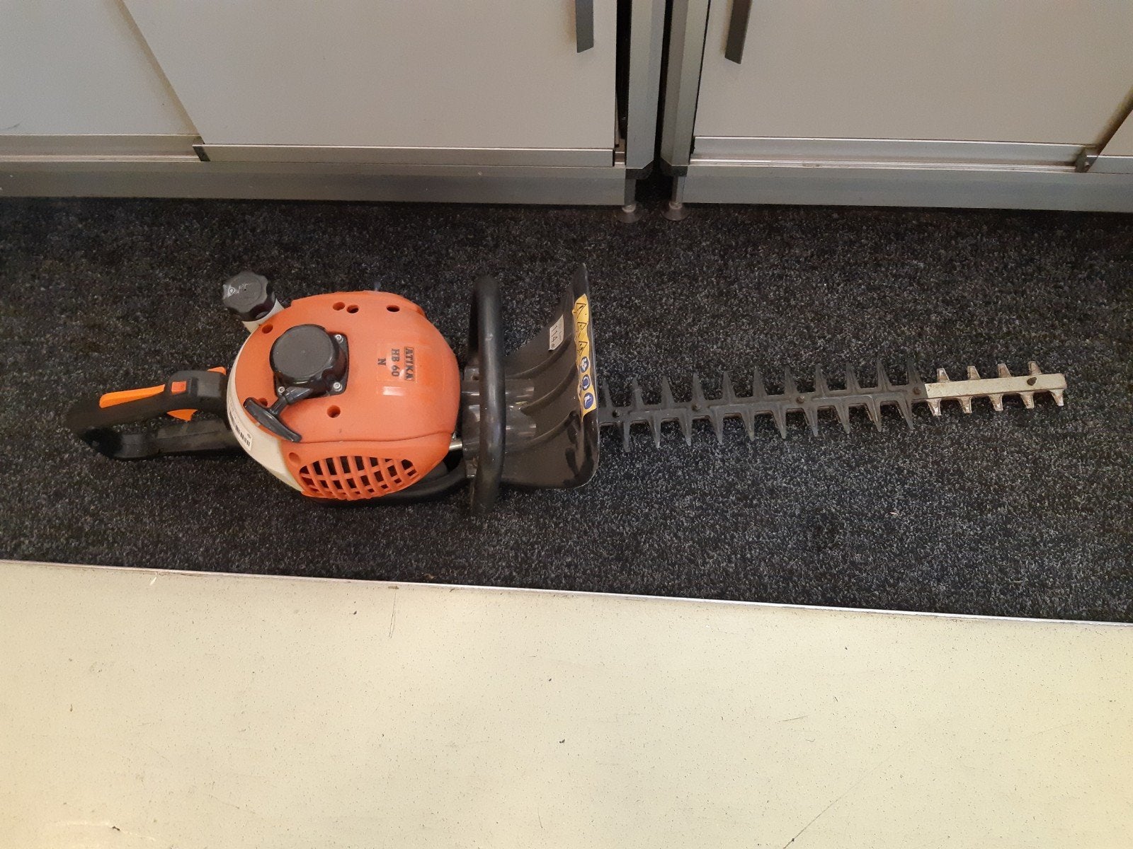Stihl Heggenschaar HS 80 Benzine, Tuin en Terras, Heggenscharen, Gebruikt, Benzine, Ophalen of Verzenden