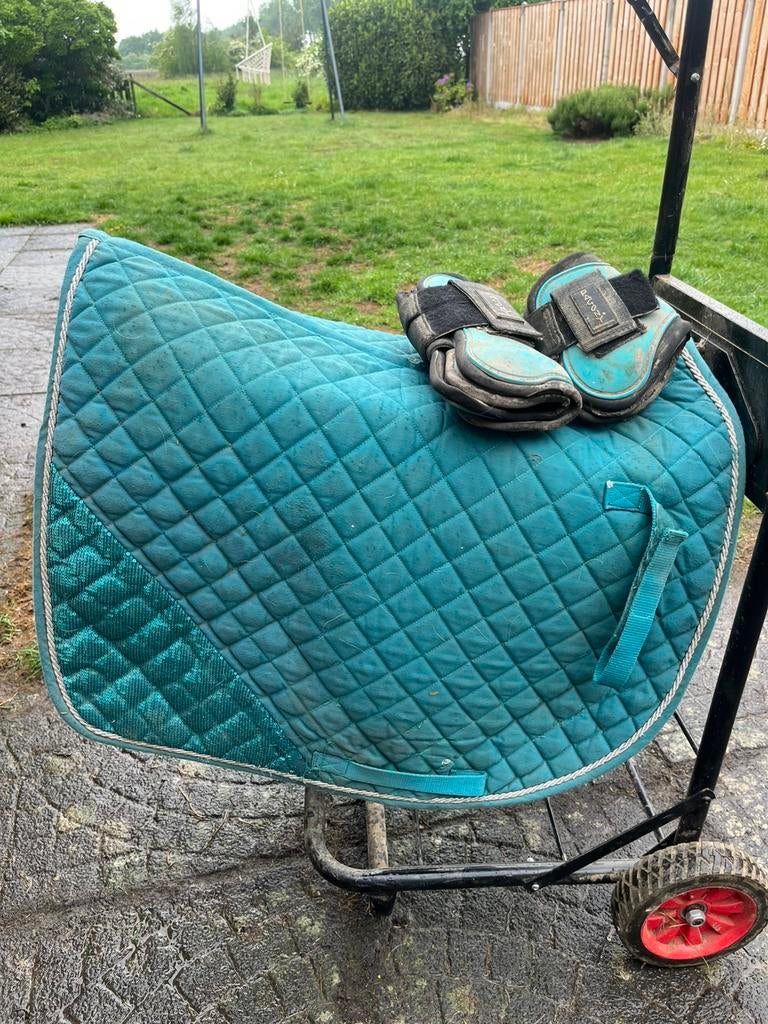 Blauw setje, Dieren en Toebehoren, Paarden en Pony's | Dekens en Dekjes, Ophalen of Verzenden, Zo goed als nieuw