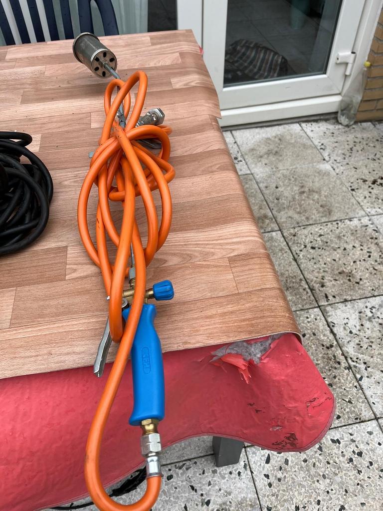 Gasbrander met slang - Ideaal voor dakbedekking/onkruid, Ophalen of Verzenden, Zo goed als nieuw