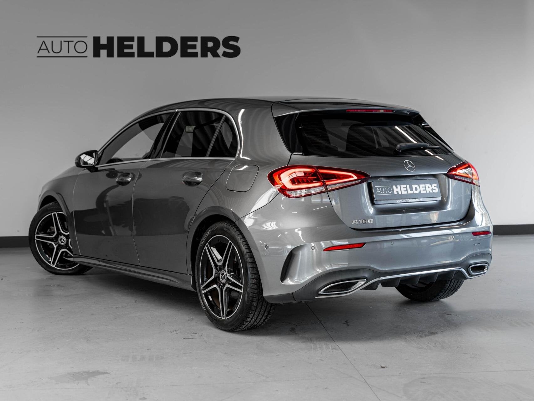 Mercedes A-klasse 180 Business Solution AMG, Gebruikt, 4 cilinders, Bedrijf, 1265 kg