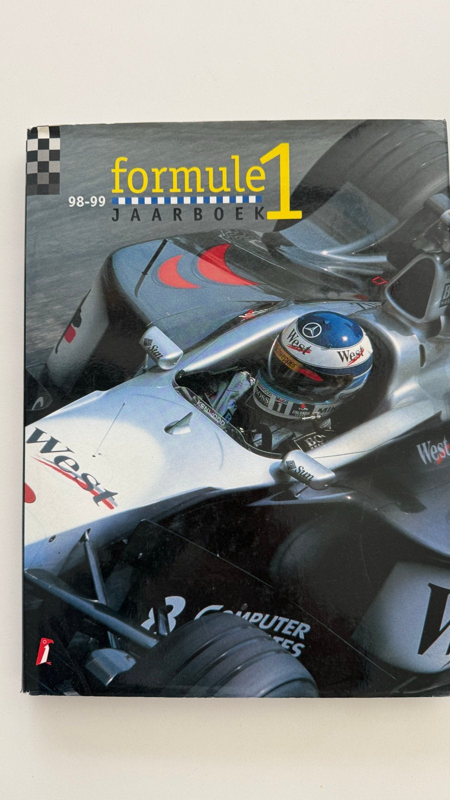 Formule 1 Jaarboek 98-99 - Michael Schumacher, Ophalen of Verzenden, Gelezen, Ferrari