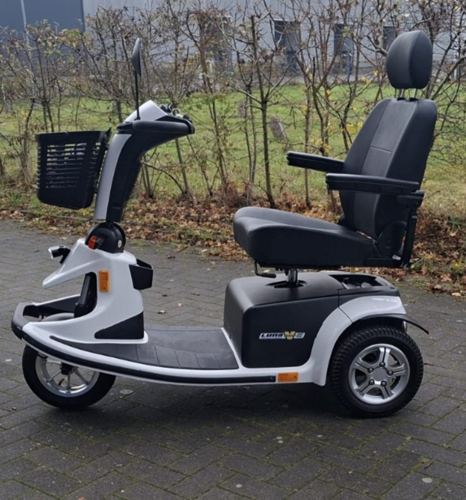 oostgelre scootmobielen verkoop ,verhuur en ,reparatie, Redoute 20 f, Oostgelremobiliteit@gmail.com, 16 t/m 25 km, Zo goed als nieuw