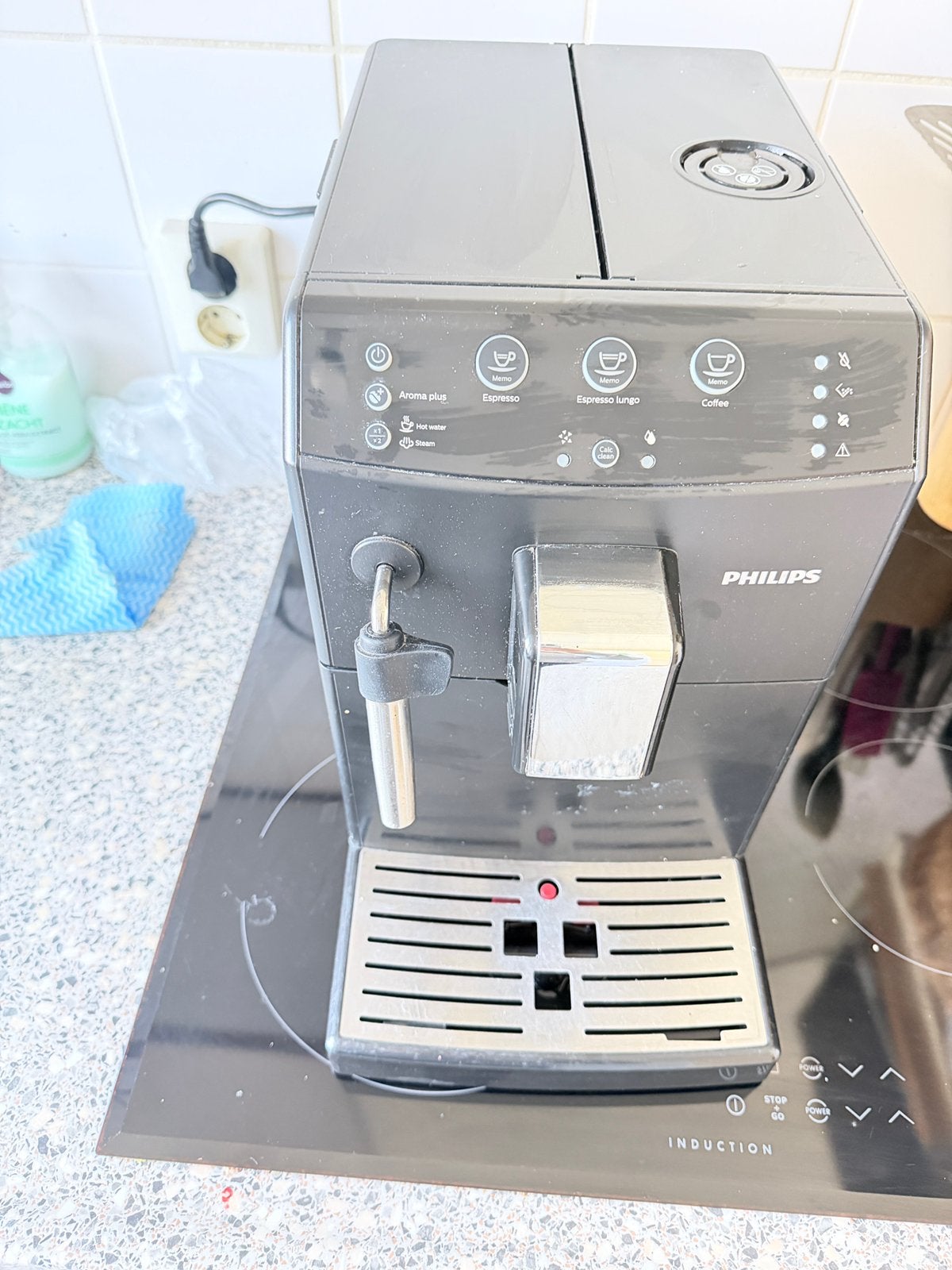 Philips HD8827/01 volautomatische espressomachine, Witgoed en Apparatuur, Koffiezetapparaten, Afneembaar waterreservoir, Gebruikt