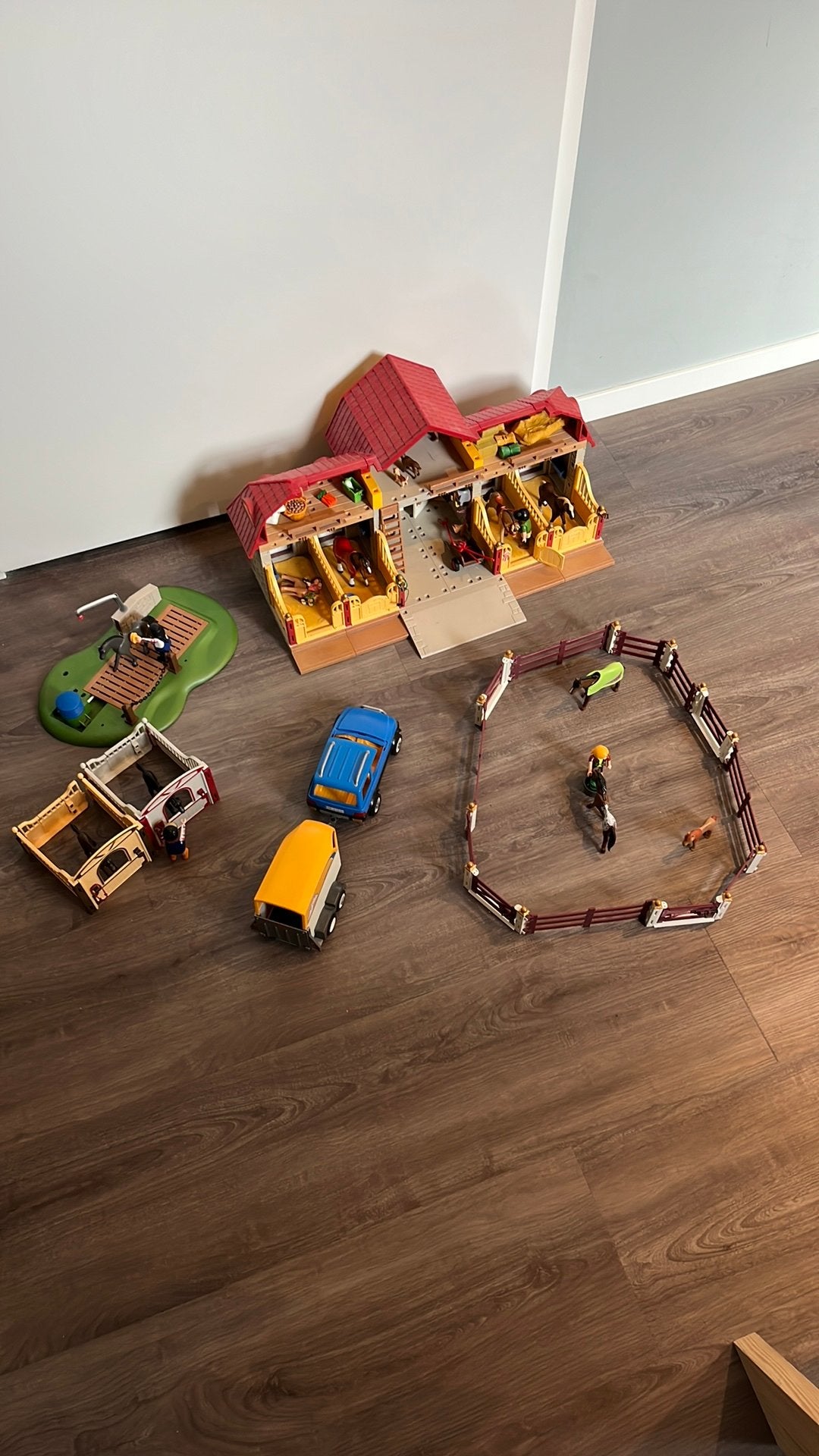 Playmobil manege met extra toebehoren, Gebruikt, Complete set, Overige typen, Ophalen of Verzenden