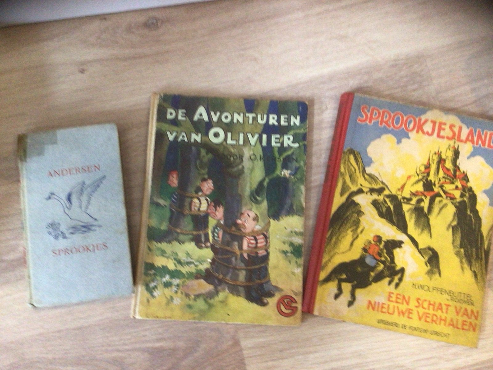 Vintage Kinderboeken: Sprookjes, Olivier, Andersen, Ophalen, Gelezen