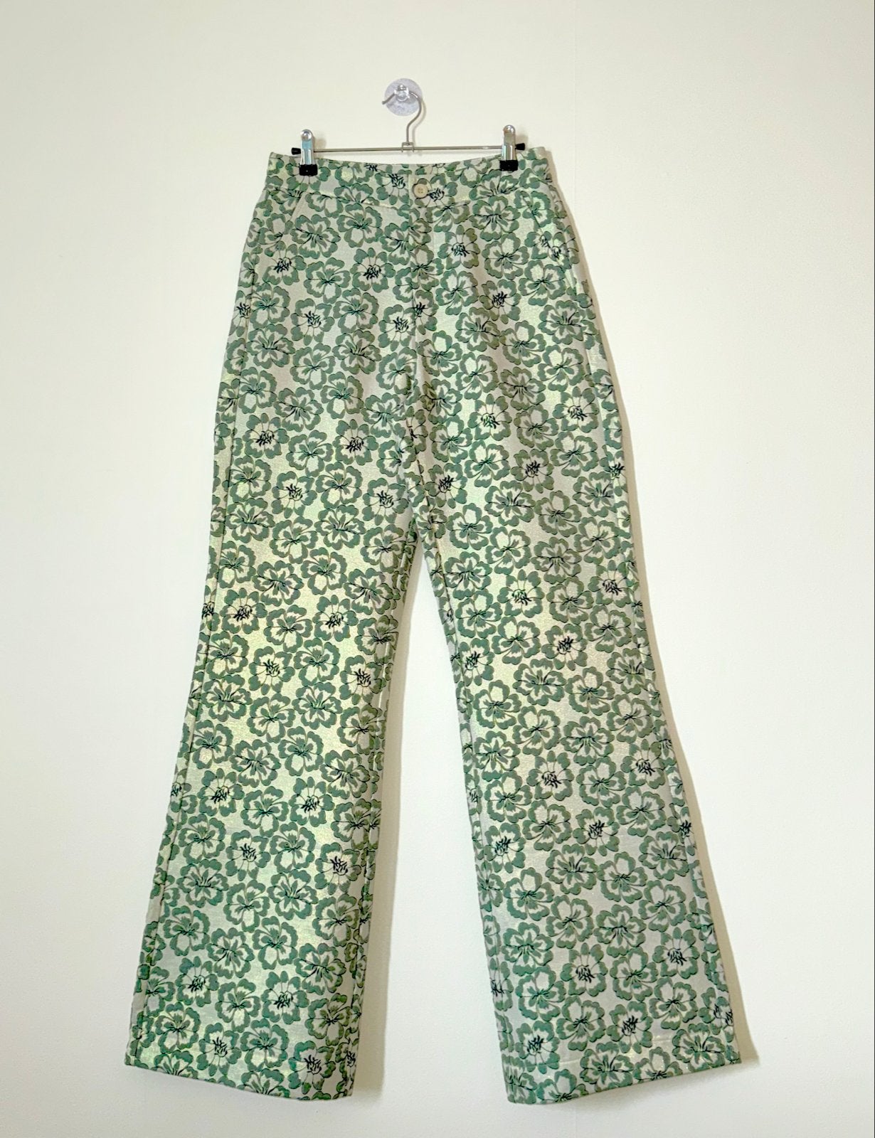 Ambika Groene Broek met Bloemenprint - Maat S, Kleding | Dames, Broeken en Pantalons, Verzenden, Zo goed als nieuw, Maat 36 (S)