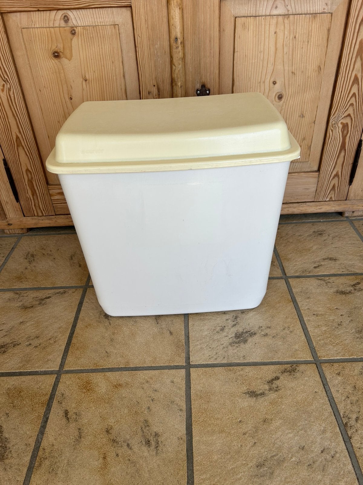 CURVER WASBOX, Huis en Inrichting, Badkamer | Badtextiel en Accessoires, Ophalen of Verzenden, Zo goed als nieuw, Wasmand, Wit