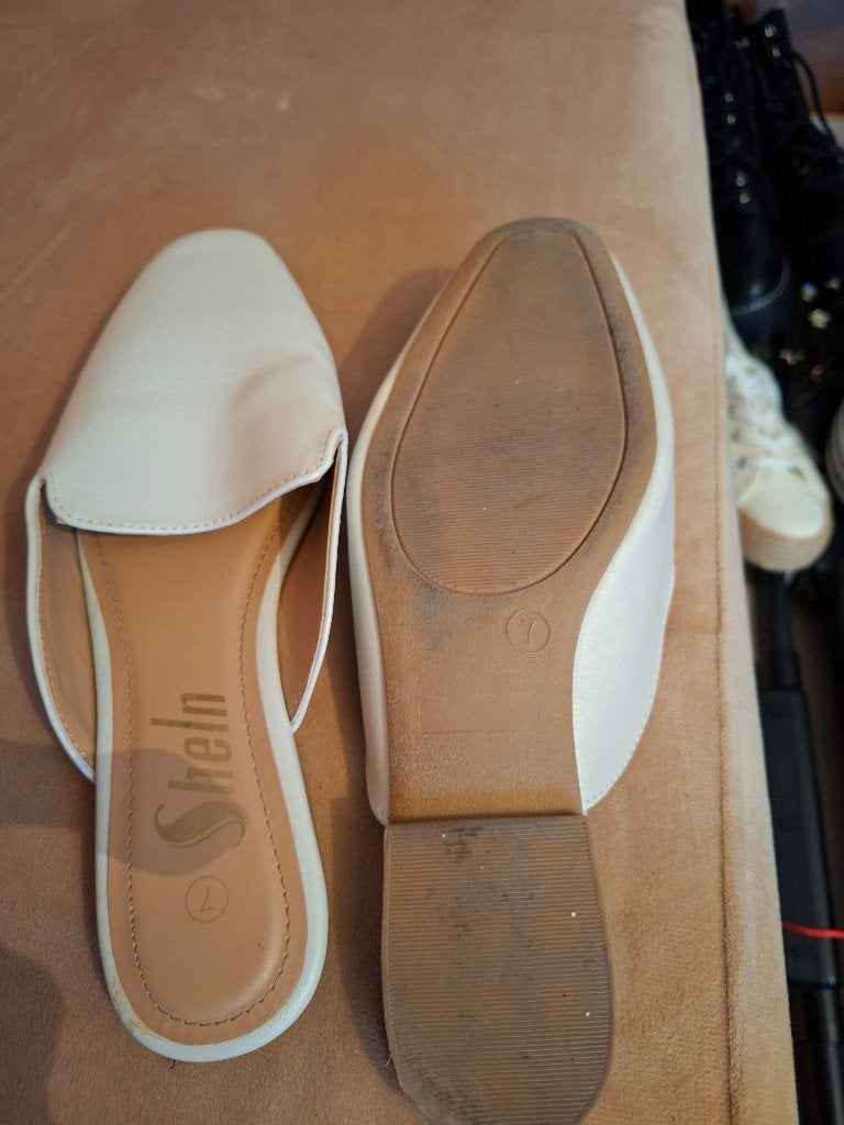 Schoenen, Kleding | Dames, Schoenen, Beige, Zo goed als nieuw, Sandalen of Muiltjes, Ophalen of Verzenden
