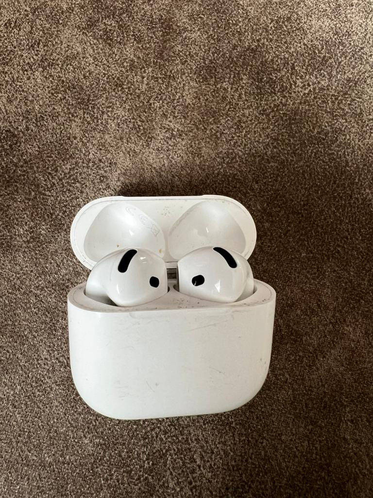 Apple AirPods 4 anc- Gebruikt, Audio, Tv en Foto, Koptelefoons, Ophalen of Verzenden, Gebruikt, Overige merken, Draadloos