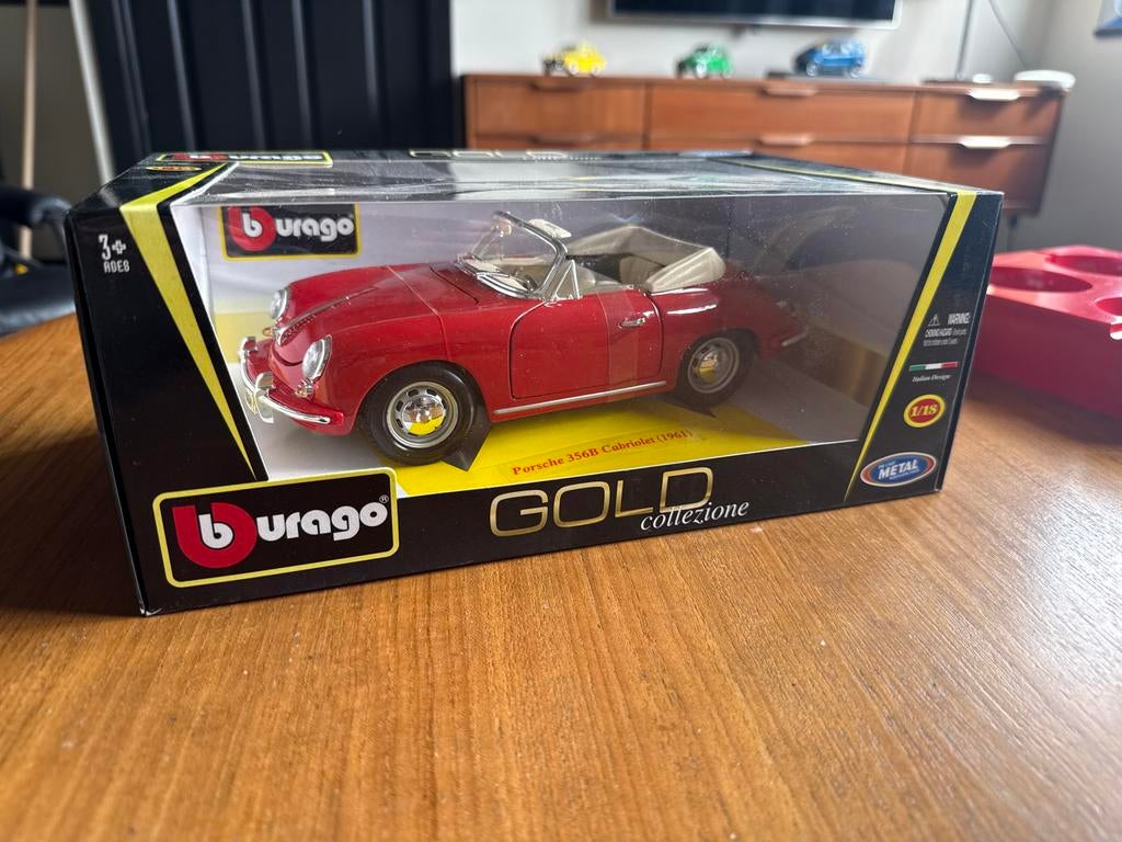 Burago Porsche 356B Cabriolet (1961) - Nieuw in doos, Ophalen of Verzenden, Zo goed als nieuw, Auto, Bburago