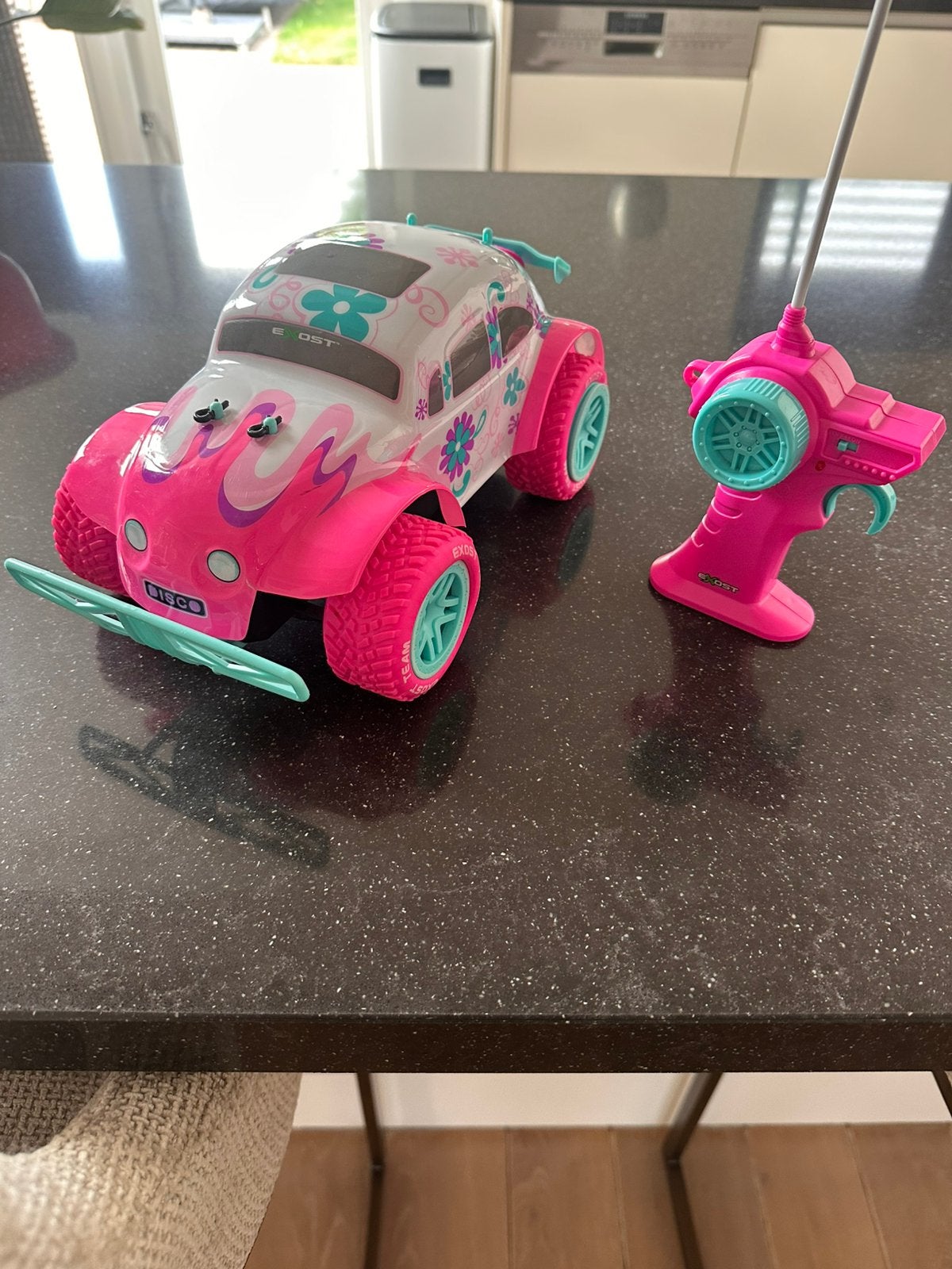 Afstand bestuurbare auto, Ophalen, Zo goed als nieuw
