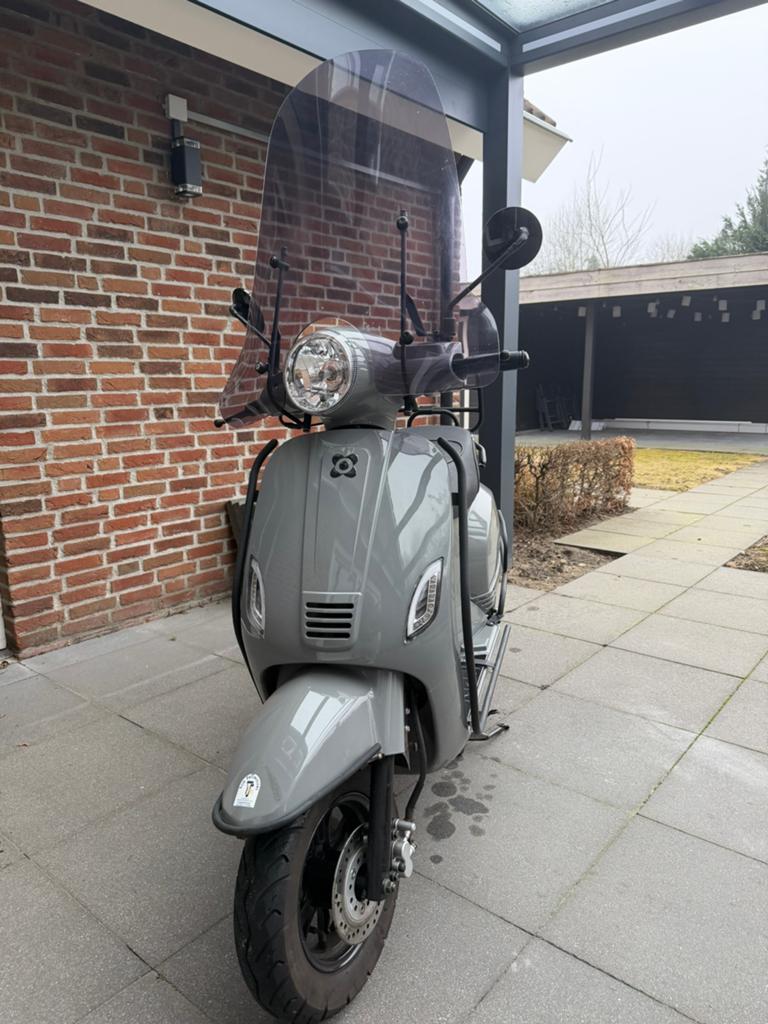 AGM VX50 scooter - nardo grey, Ophalen, Gebruikt, Benzine, Maximaal 25 km/u